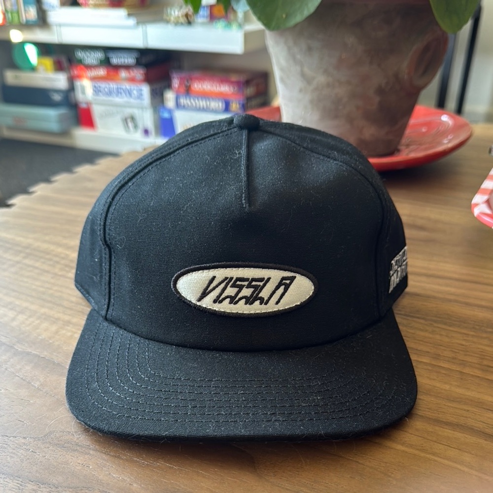 VISSLA Classic Black Hat